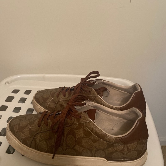 Coach Shoes - Picture 1 of 2